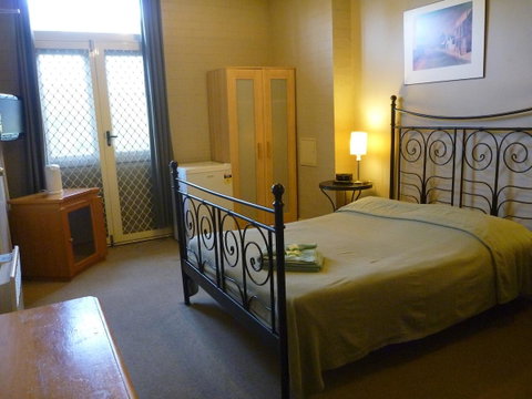 Newtown Backpackers - Accommodation Sunshine Coast 22
