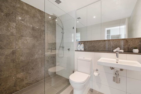 Stunning Sunset Water View 2BEDs On High Rises - Accommodation Sunshine Coast 14