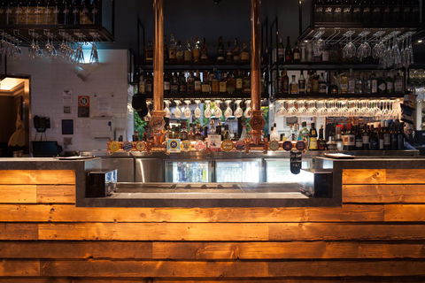The Lucky Hotel - Accommodation Sunshine Coast 37
