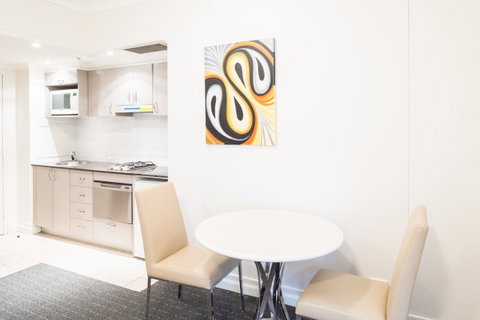 Seasons Harbour Plaza - Accommodation Sunshine Coast 22