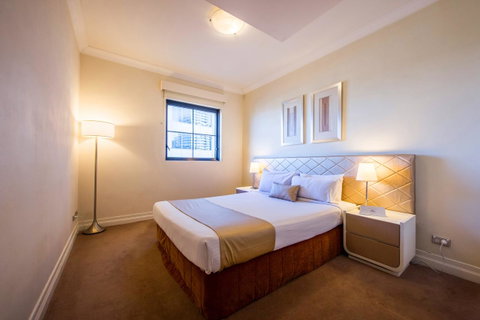 Seasons Harbour Plaza - Accommodation Sunshine Coast 32