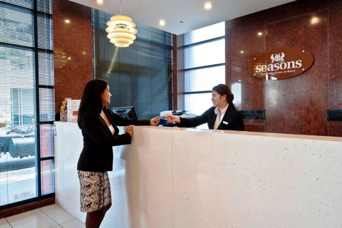 Seasons Harbour Plaza - Accommodation Sunshine Coast 36