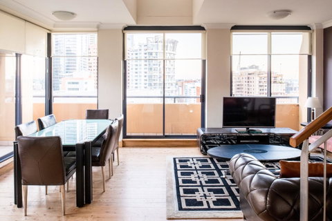Seasons Harbour Plaza - Accommodation Sunshine Coast 8