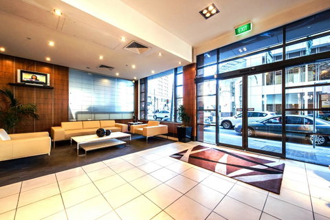 Seasons Harbour Plaza - Accommodation Sunshine Coast 25
