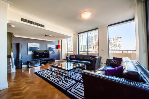 Seasons Harbour Plaza - Accommodation Sunshine Coast 30