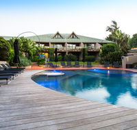 Beach Hotel Resort - Accommodation Sunshine Coast