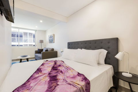 The Merchant Hotel - Accommodation Sunshine Coast 11