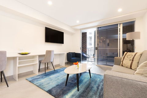 The Merchant Hotel - Accommodation Sunshine Coast 2