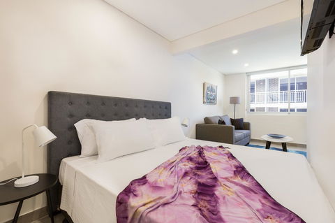 The Merchant Hotel - Accommodation Sunshine Coast 12