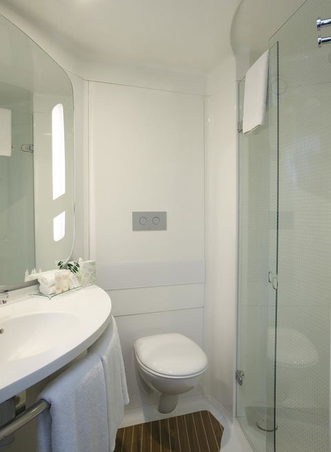 Ibis Sydney Airport - Accommodation Sunshine Coast 2