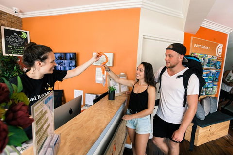 Mad Monkey Broadway - Accommodation Sunshine Coast 30