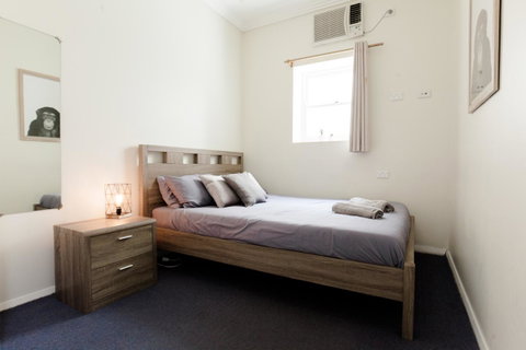 Mad Monkey Broadway - Accommodation Sunshine Coast 20