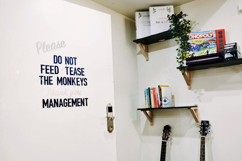 Mad Monkey Broadway - Accommodation Sunshine Coast 11