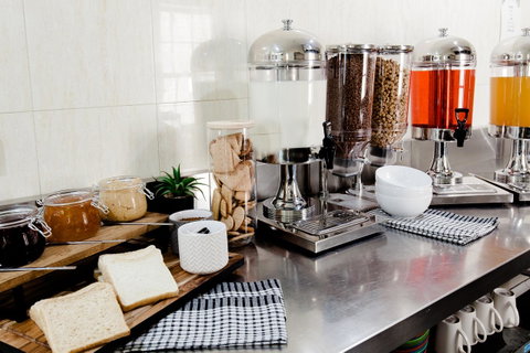 Mad Monkey Broadway - Accommodation Sunshine Coast 26