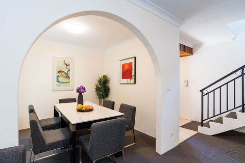 Eastwood Furnished Apartments - Accommodation Sunshine Coast 5