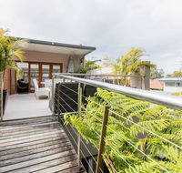Family surf house 5 min walk to Manly beach - Accommodation Sunshine Coast