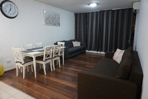 Cosy Apartment In Central Sydney - Accommodation Sunshine Coast 4