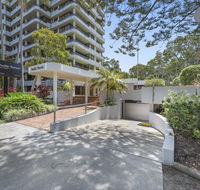 Pacific Towers Beach Resort - Accommodation Sunshine Coast