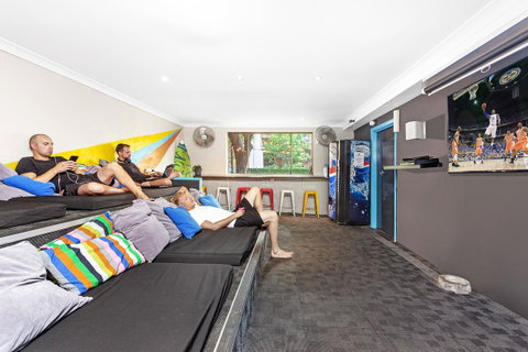 Summer House Kings Cross - Accommodation Sunshine Coast 9
