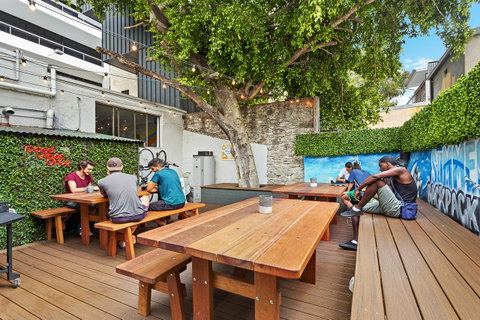 Summer House Kings Cross - Accommodation Sunshine Coast 0