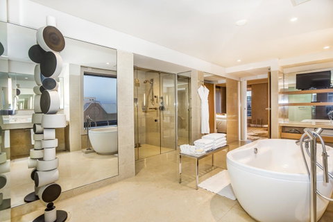 Hilton Sydney - Accommodation Sunshine Coast 13