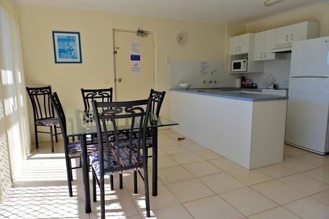 Beach House Holiday Apartments - Accommodation Sunshine Coast 11