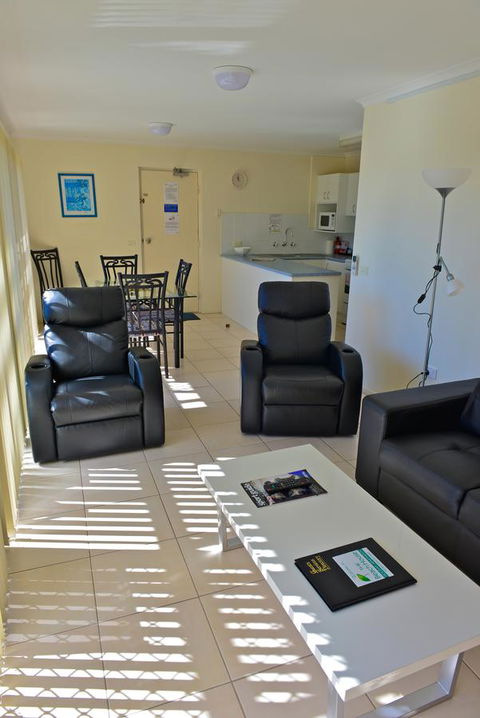 Beach House Holiday Apartments - Accommodation Sunshine Coast 7