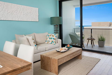 Arena Luxury Beachfront Apartment - Accommodation Sunshine Coast 44