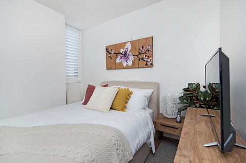Arena Luxury Beachfront Apartment - Accommodation Sunshine Coast 24