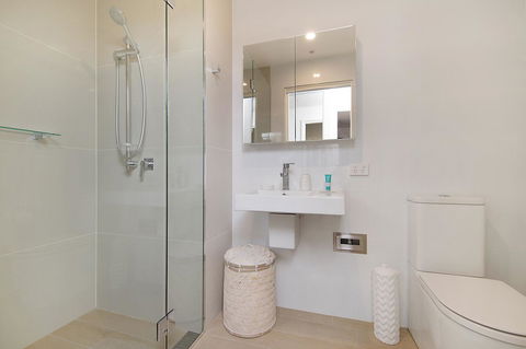 Arena Luxury Beachfront Apartment - Accommodation Sunshine Coast 25