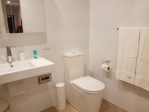 Arena Luxury Beachfront Apartment - Accommodation Sunshine Coast 30
