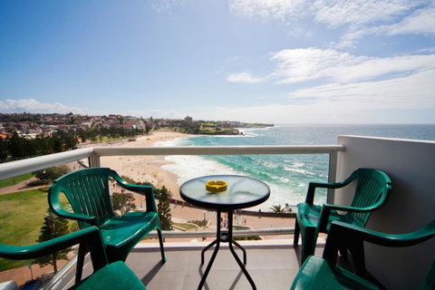 Gorgeous Coogee Views 2 Beds WT21 - Accommodation Sunshine Coast 7