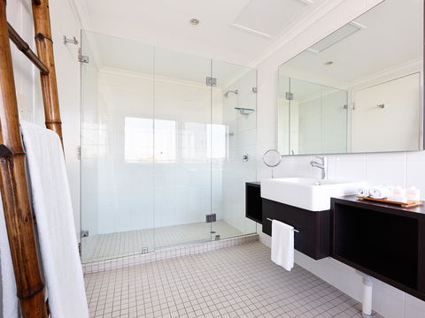 Hotel Urban St Leonards - Accommodation Sunshine Coast 17