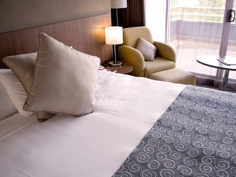 Hotel Urban St Leonards - Accommodation Sunshine Coast 10