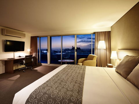 Hotel Urban St Leonards - Accommodation Sunshine Coast 4