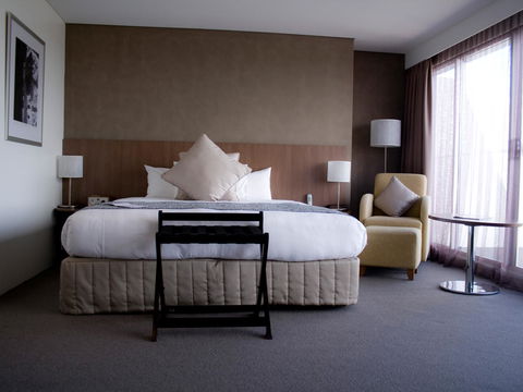 Hotel Urban St Leonards - Accommodation Sunshine Coast 9