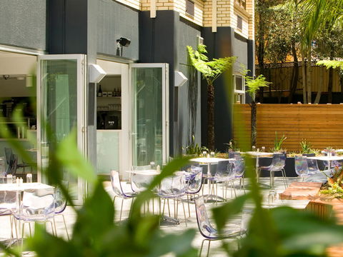 Hotel Urban St Leonards - Accommodation Sunshine Coast 2