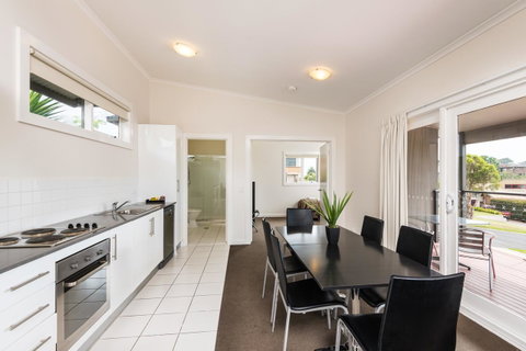 Horizon Holiday Apartments - Accommodation Sunshine Coast 0
