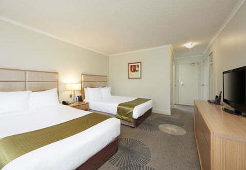 Holiday Inn Parramatta, An IHG Hotel - Accommodation Sunshine Coast 2