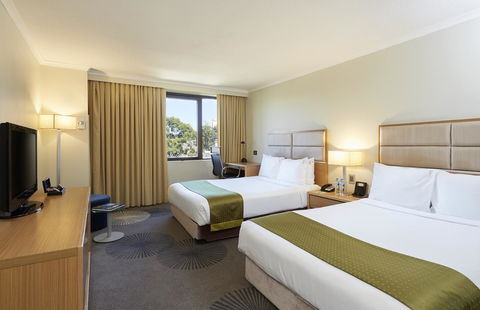 Holiday Inn Parramatta, An IHG Hotel - Accommodation Sunshine Coast 4