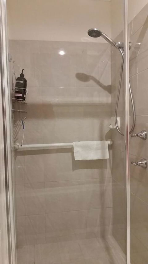 Twin Palms Holiday House At Lighthouse - Accommodation Sunshine Coast 13