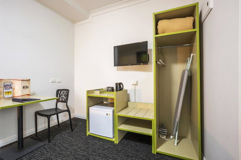 Boomerang Hotel - Accommodation Sunshine Coast 12