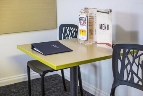 Boomerang Hotel - Accommodation Sunshine Coast 13