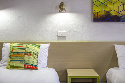 Boomerang Hotel - Accommodation Sunshine Coast 16
