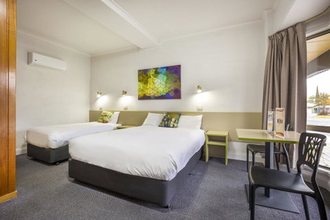 Boomerang Hotel - Accommodation Sunshine Coast 11