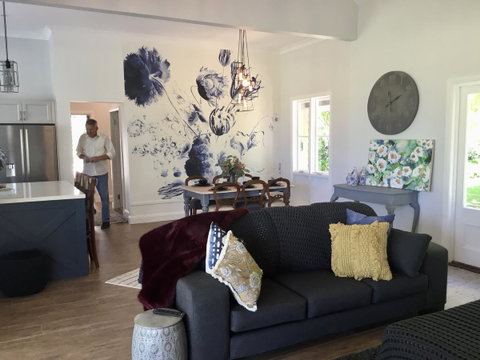 Chanticleer Gardens Barn Cottage With A Pool - Accommodation Sunshine Coast 13