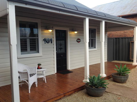 Thelma's Temora - Accommodation Sunshine Coast 1