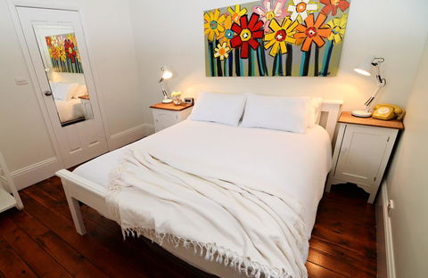 Thelma's Temora - Accommodation Sunshine Coast 4