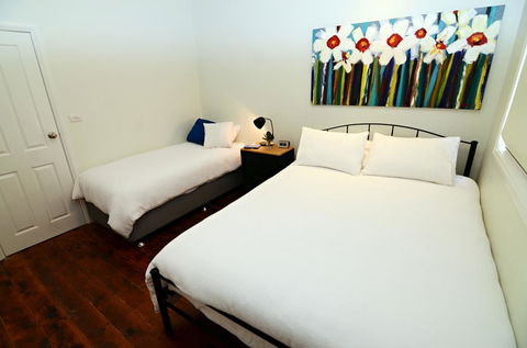 Thelma's Temora - Accommodation Sunshine Coast 5
