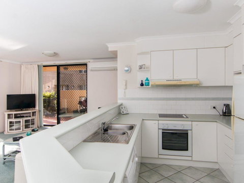Horizons 1 - Accommodation Sunshine Coast 5